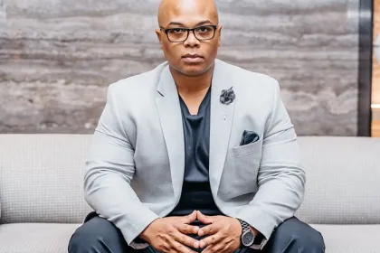 Apollo Woods headshot