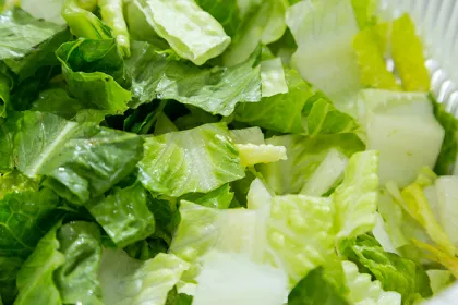 Shredded iceberg lettuce