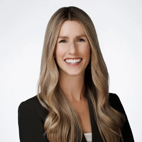 Sara John headshot