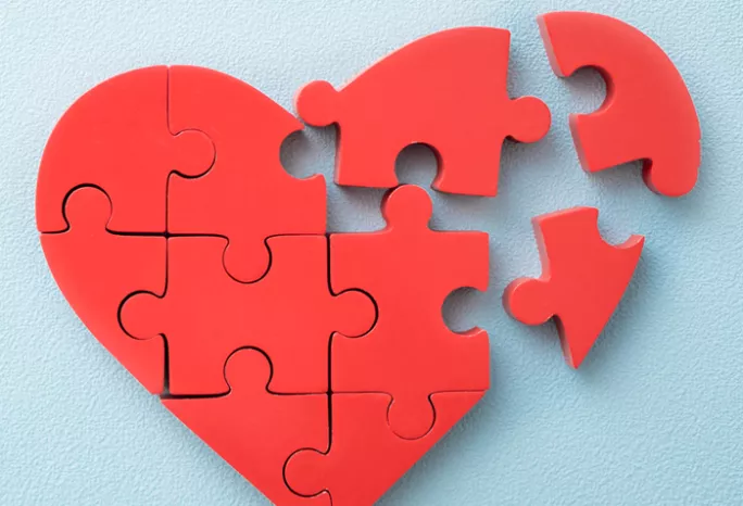 heart made of puzzle pieces