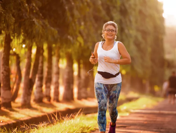 woman running