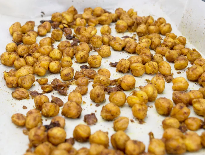 spicy chickpea poppers