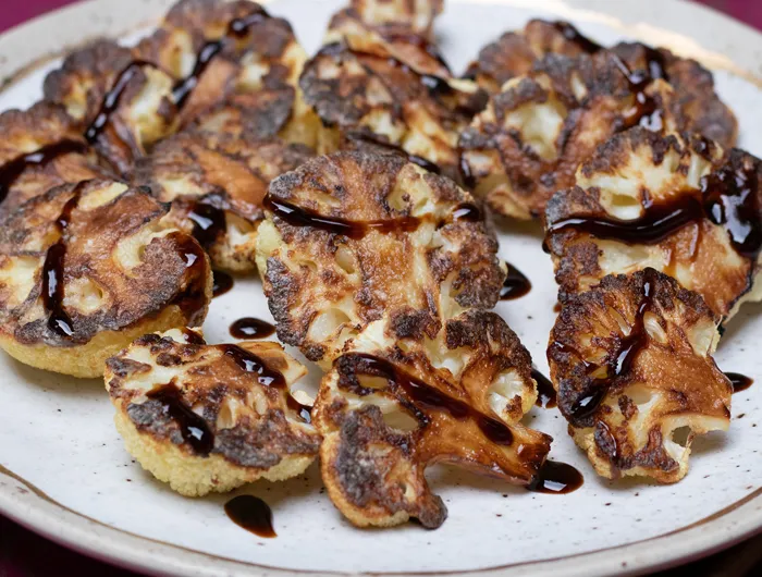 plate of crispy roasted cauliflower