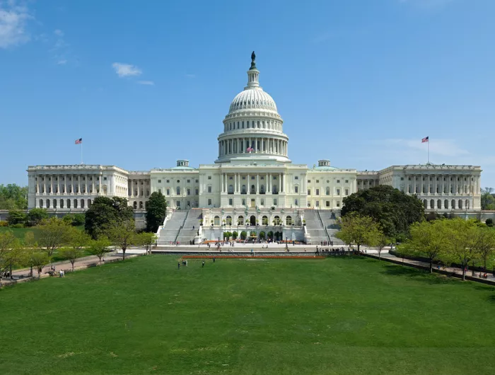 Urge Congress to Protect and Strengthen School Nutrition