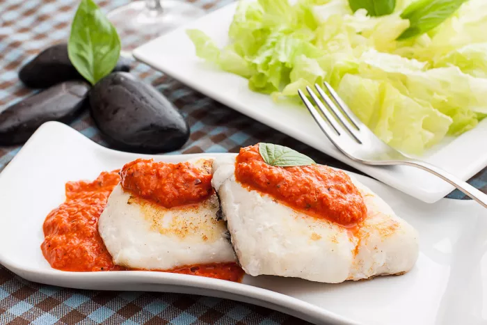 fish with tomato sauce