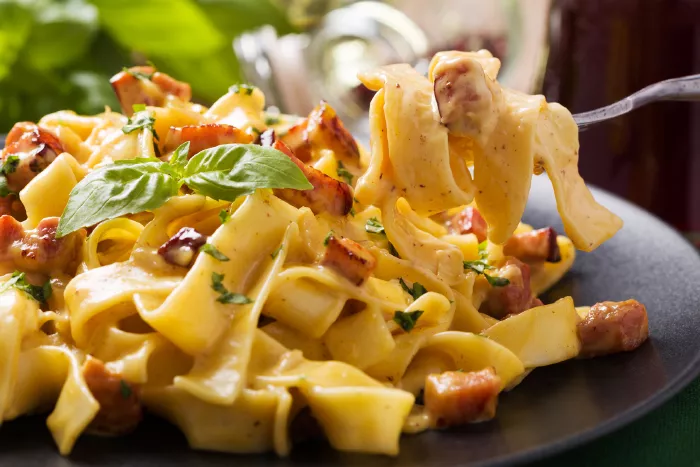 pasta carbonara