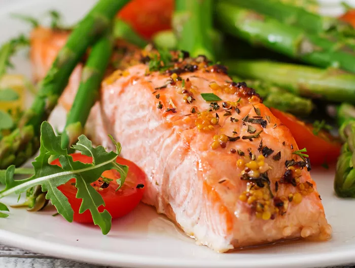 salmon with asparagus