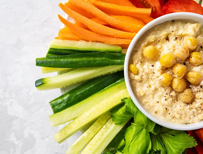 Veggies and hummus