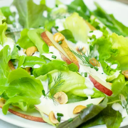 pear and hazelnut salad